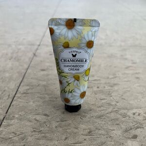 Vespro Chamomile Hand & Body Cream